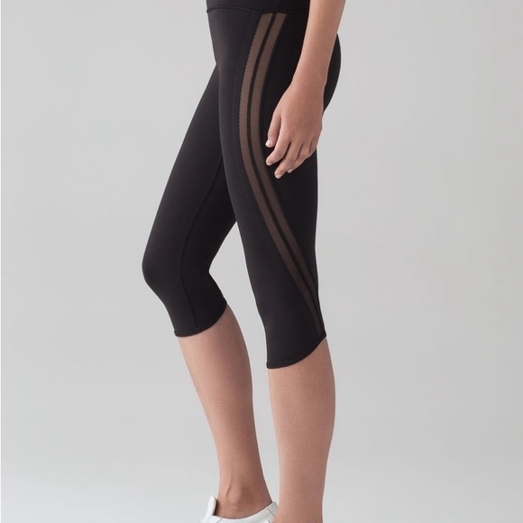 Lululemon Sun Setter Crop size 8 - Picture 1 of 8